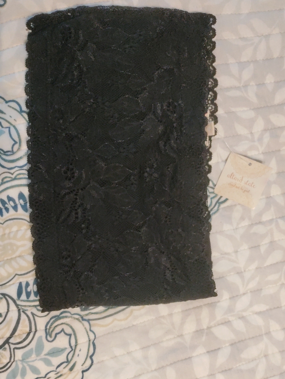 Zenana Outfitters Black Lace Strapless Bandeau